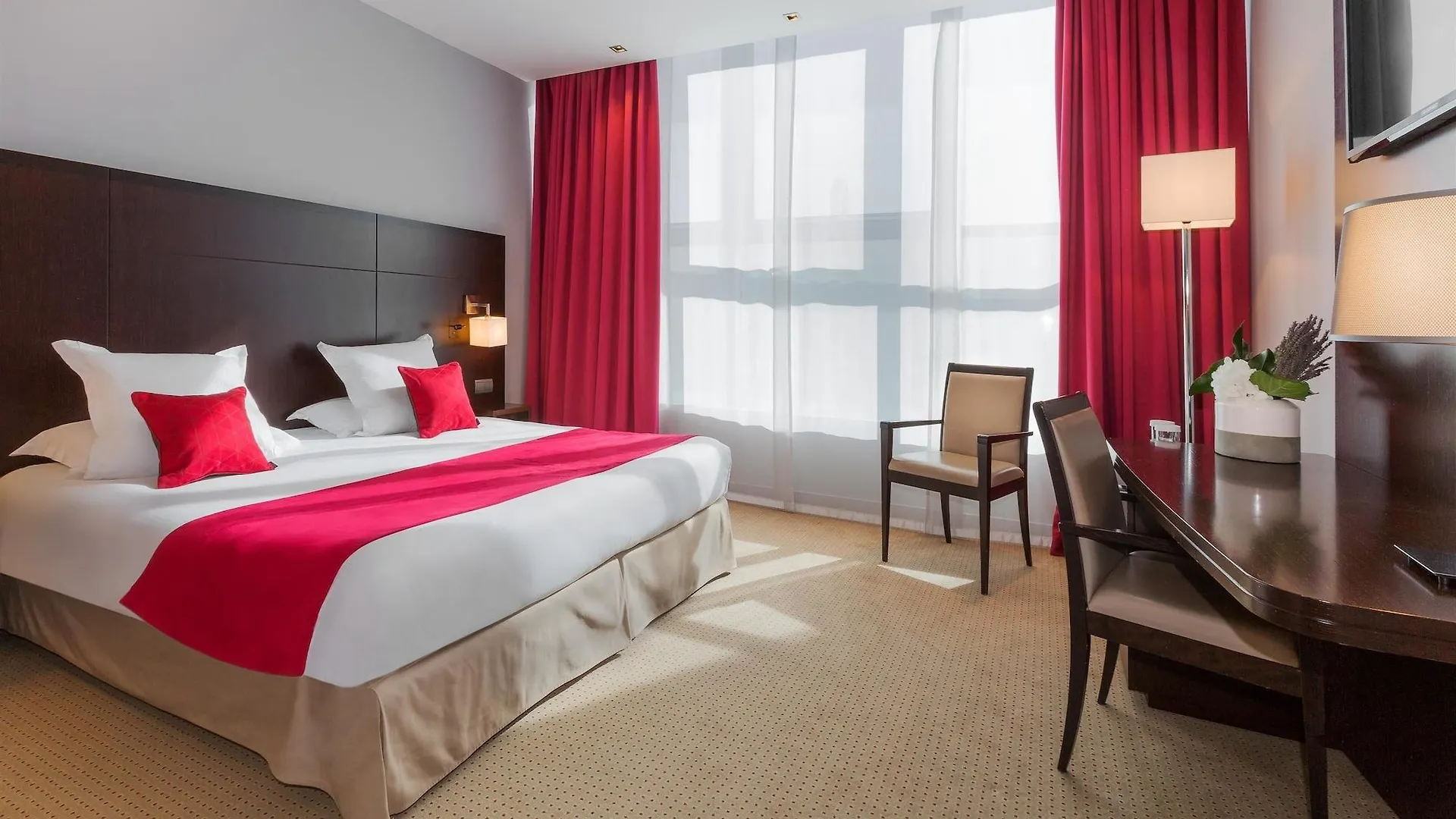 מונטובן Abbaye Des Capucins Spa & Resort 4*,