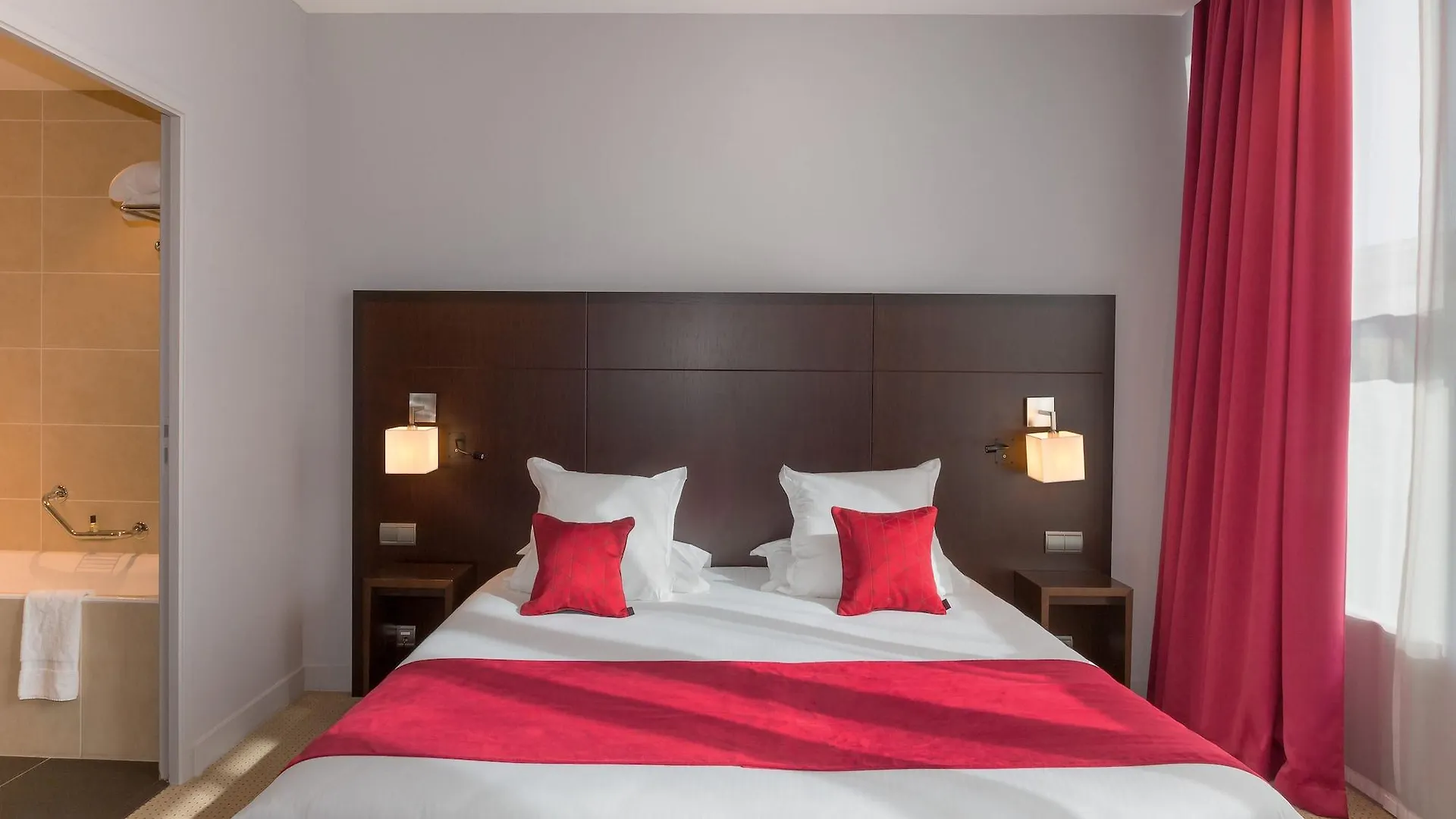 Abbaye Des Capucins Spa & Resort Montauban 4*,  Francia