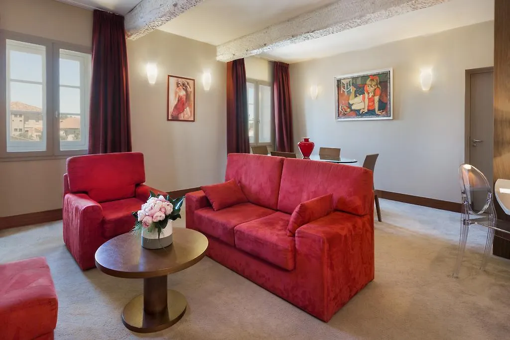 מונטובן Abbaye Des Capucins Spa & Resort 4*,  צרפת